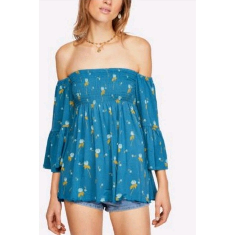 Free People Lana Printed Off Shoulder Smocked Blouse Blue Floral Small
